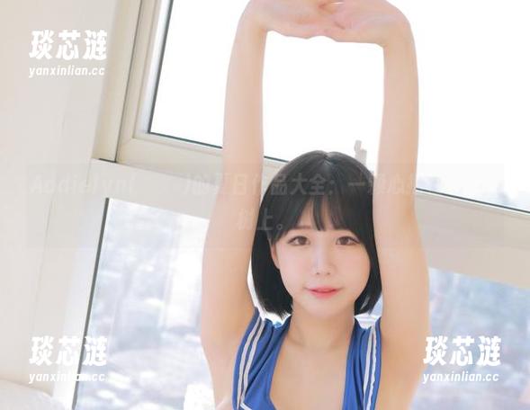 Addielyn(에디린)的夏日作品大全：一颗心插在了椰子树上。
