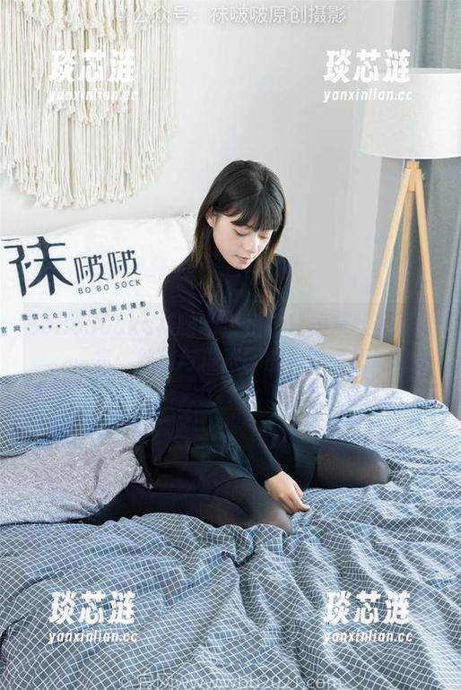 BoBoSocks袜啵啵 - 小甜豆短灰丝写真合集：丝袜与糯米团的微妙平衡