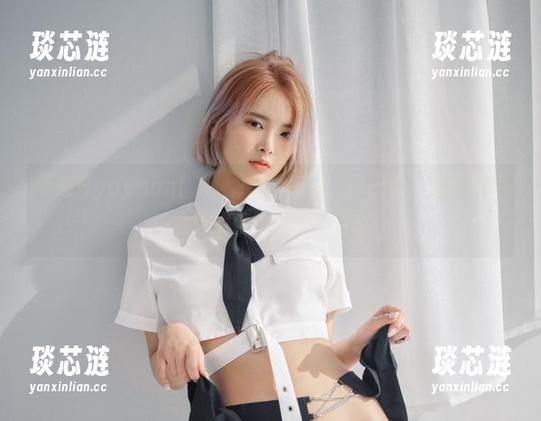 下载Hyoyeon(김효연)的图包前，请三思，太可爱可能会造成情绪失控，嘿嘿！
