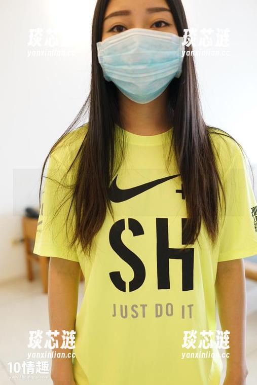 ROSI更新啦！捆绑胶带那丫头的原图真让人难忘