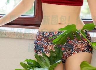 UGirls尤果网 - 最新图包！佟蔓这次可是把女王的“任性”完全展现出来了，你又该疯了吗？