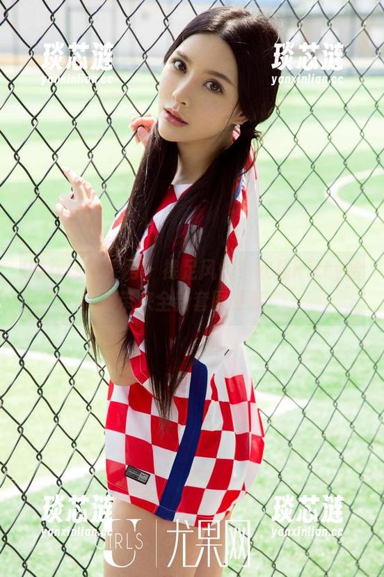 UGirls尤果网 - 裸足风情？欣杨Kitty给你带来全新套图更新！
