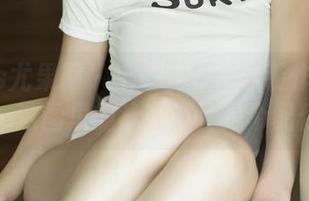 UGirls尤果网 - 毛COCO的泳装作品集——这图里的泳圈不止是个配件