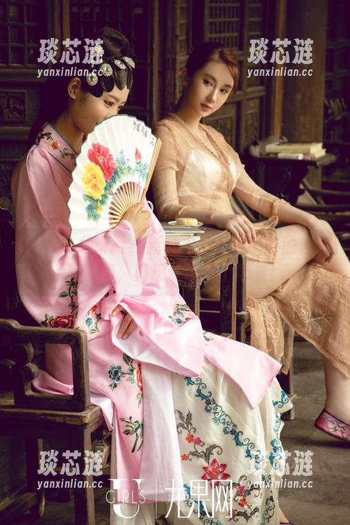 UGirls尤果网 - 新鲜出炉！谭晓彤的办公室图包，真想住进这个场景！