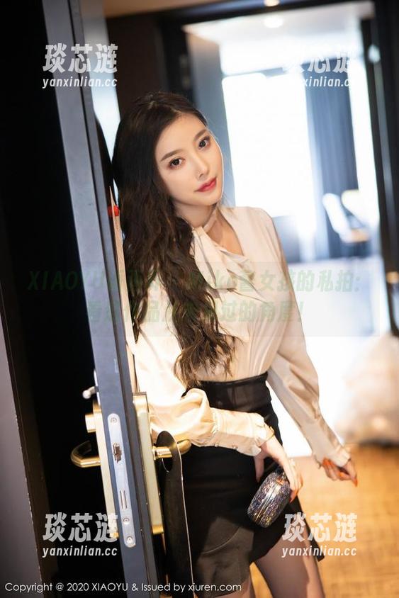 XIAOYU语画界 - Miko酱女孩的私拍：看这作品从未见过的角度！