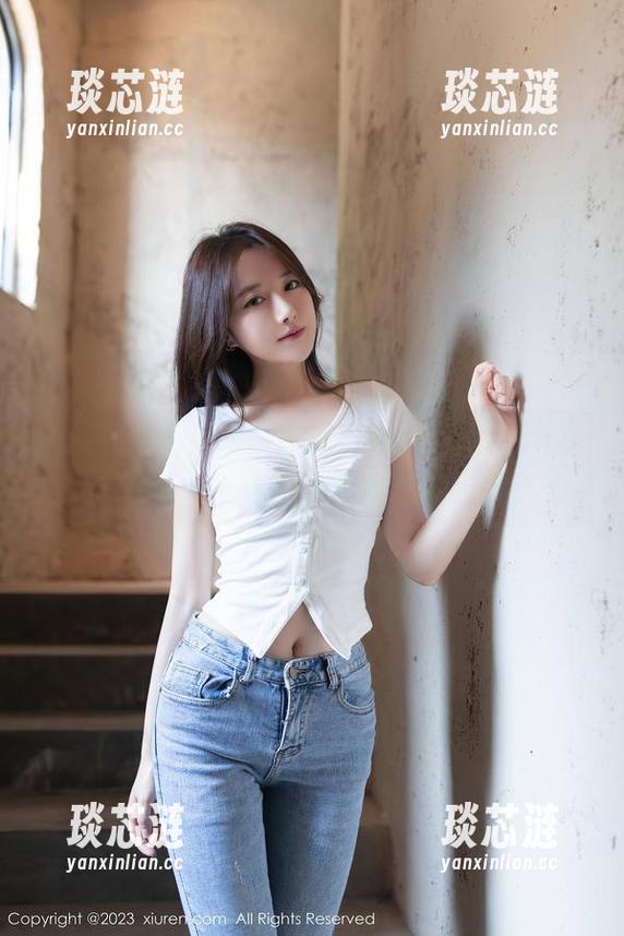 Xiuren秀人网 - K8傲娇萌萌Vivian套图合集：水手服还是万恶的校服？