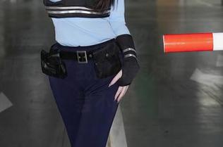 Xiuren秀人网 - 周慕汐fairy在体操服里，默默更新了我的审美标准——美图欲罢不能。