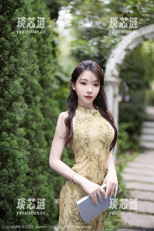 Xiuren秀人网 - 原图中安妮Tess的高跟鞋，拯救了多少分钟不知如何走路的小心脏？