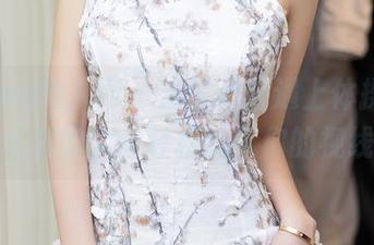 Xiuren秀人网 - 当李七喜遇上体操服，图包里的全套轻松乱入你的视线。