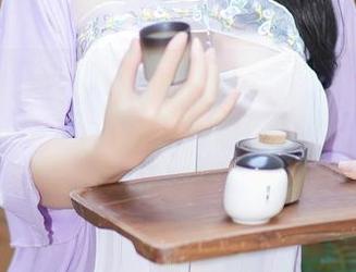 Xiuren秀人网 - 最新居家原图，沫晓伊baby家的那一抹慵懒气息，真的很想偷个懒啊。