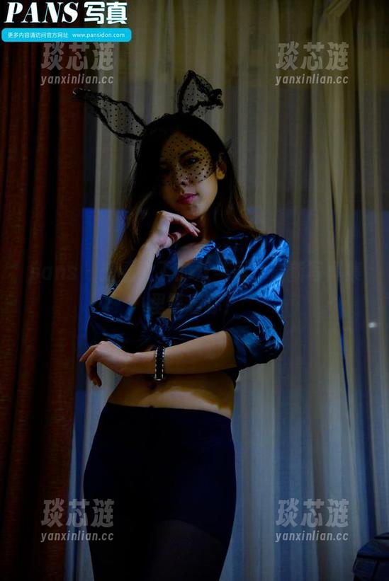 pans - 想看丁丁的双马尾？最新写真集里等着你！