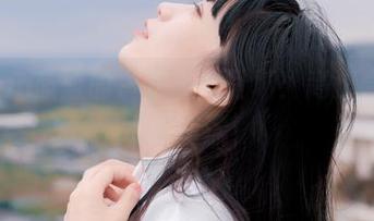 usejan蓝蓝的白衣粉墨登场：高清合集，水波荡漾！