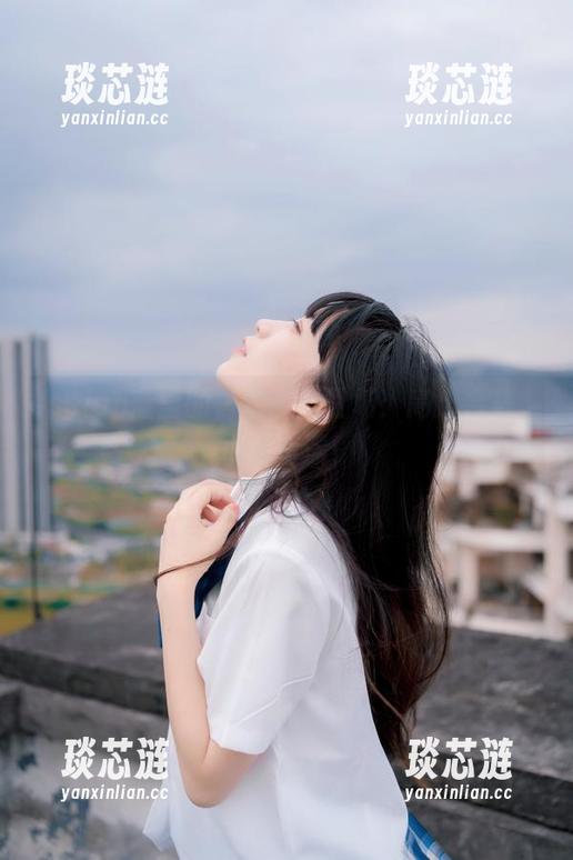 usejan蓝蓝的白衣粉墨登场：高清合集，水波荡漾！