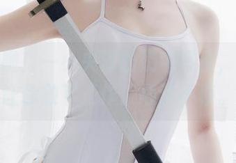 福利来啦！一小央泽的奶牛写真，一定能让你放下工作、心动不停。