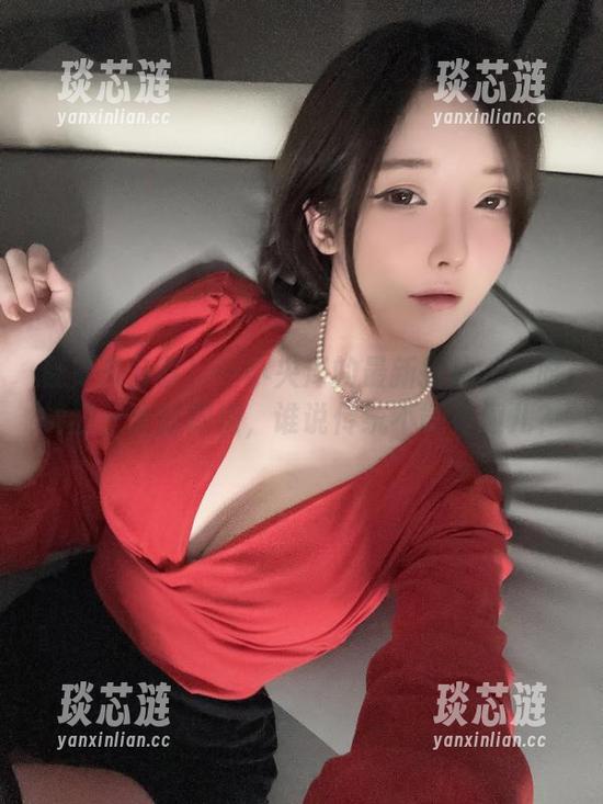 赶紧来分享！一小央泽的最新挑战——时崎狂三大红旗袍，谁说传统不能有趣儿？
