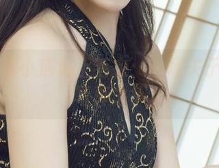丽柜 - 当小熊遇上毛衣：一场关于美图与写真之争