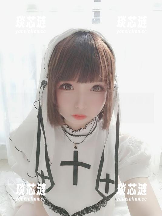 作品给力，美图到位，十万珍吱伏特教你啥叫臀恋！