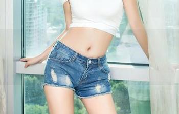 头条女神 - 更新！杨漫妮baby的镂空作品，究竟镂空了什么呢，哈哈！