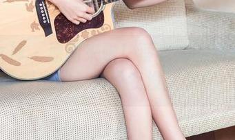 头条女神 - 原图来啦！蔡老师的甜心福利炸裂出炉，别说我没提醒你！