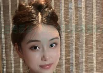 微密圈 - 白色蕾丝，奶雯的图册里到底藏了多少惊喜？