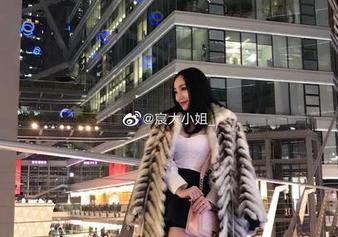 微密圈 - 宸大小姐的圣诞奇遇：一套图让你鹿晗都想请你吃火锅！