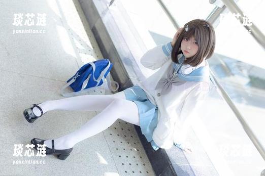 无圣光写真：少女秩序下的天台JK制服的私密片段