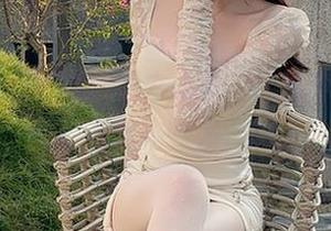 微密圈 - 看完真想去泳池，徐莉芝的原图下载来一发？