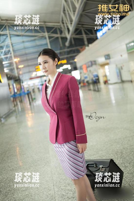 推女神 - 佟蔓来啦！我们来聊聊这张‘女王’的写真吧！