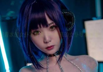 是青水的女仆写真集——她家的女仆可真有趣！