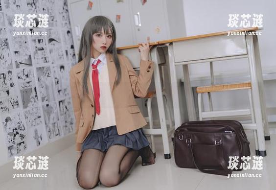 果咩酱的美图：“没想到你会是个机甲控？”
