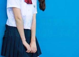 森萝财团又出新片：写真里的少女，她的黑丝误导了我的想法...不说了。