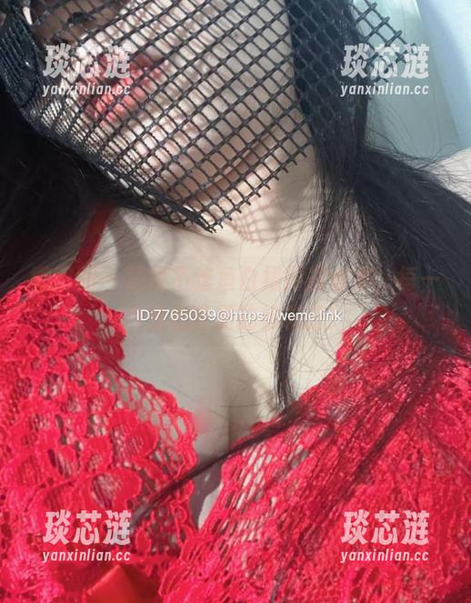 微密圈 - 楚楚不吃鱼白裙闪耀合集，每一件都像嘴里的棉花糖！