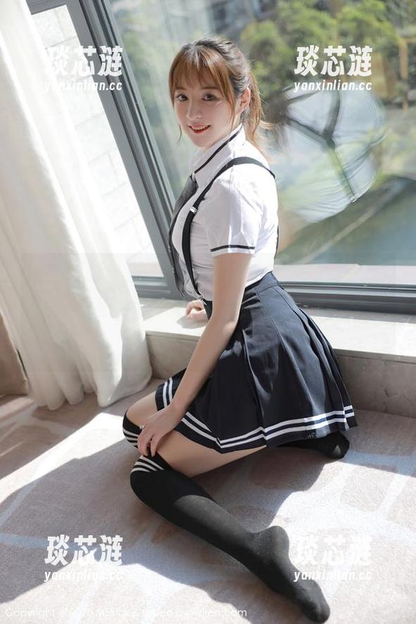 模范学院 - 看到Emily顾奈奈酱最新清纯合集，我在想，她是不是偷偷换了一个“单纯”的灵魂！