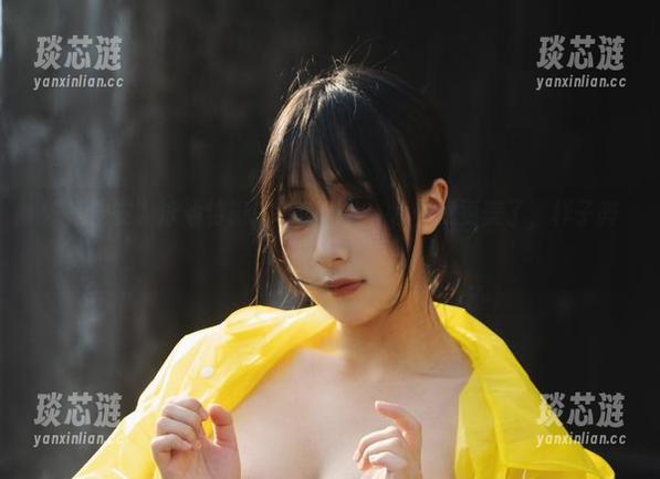 “浅安安”泳池特辑：私房图片，水中我更美了，样子醉了！