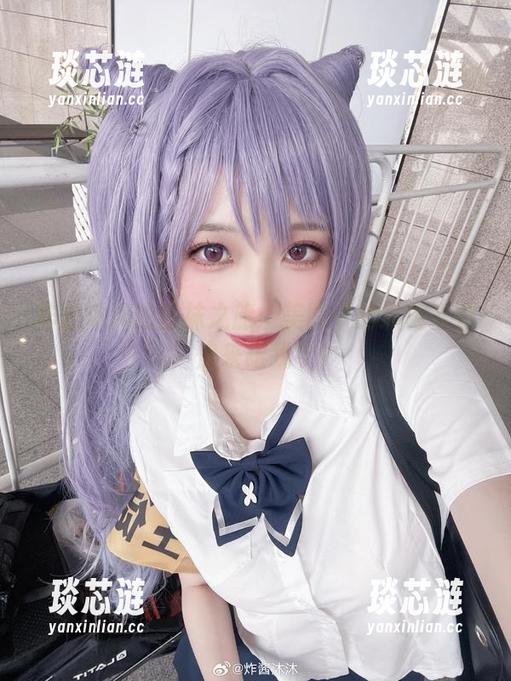 炸酱沐沐 炸酱沐沐的丝袜之旅:美图中的编程奇遇,快来跟我学!