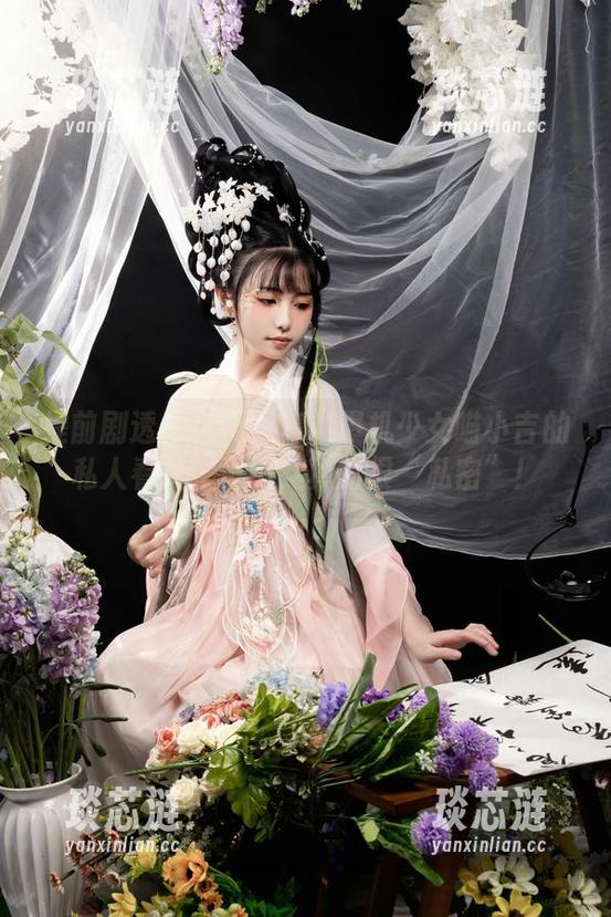 爆机少女喵小吉 提前剧透!免费图集:爆机少女喵小吉的私人看护,没错,真的很“私密”!