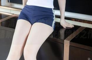 秀人网 - 清晰勾勒的曲线：宋KiKi用原图高清展现，吸引目光的绝妙之作。