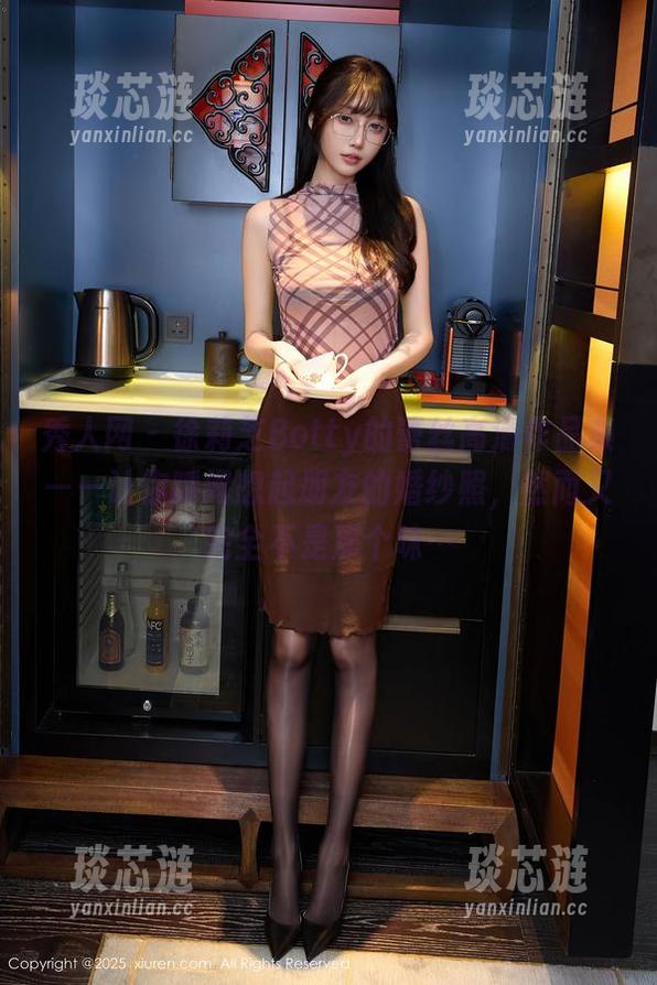 秀人网 - 徐莉芝Botty的蕾丝高清作品集——让你瞬间想起朋友的婚纱照，然而又完全不是那个味…