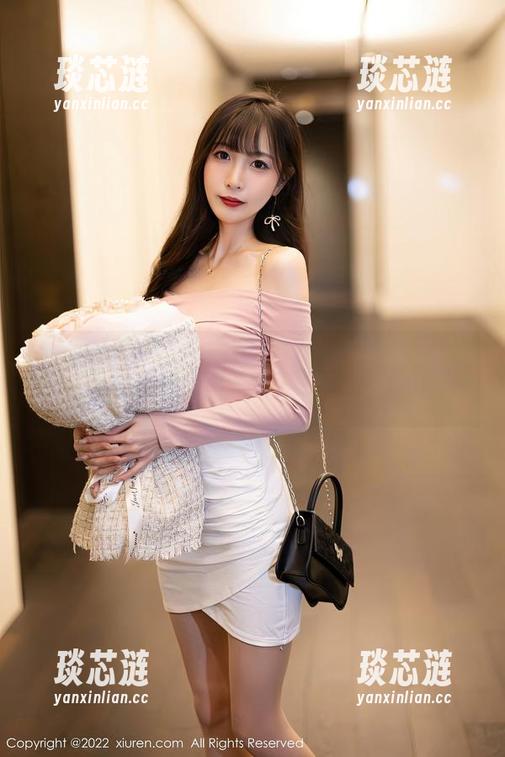 秀人网 - 桃桃子带你游泳——高清图包，顺便晒晒她的好身材！