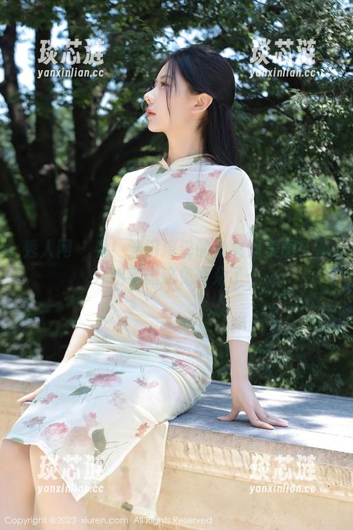 秀人网 - 看！油田溪溪的兔女郎美图！我开始考虑这兔耳朵了…