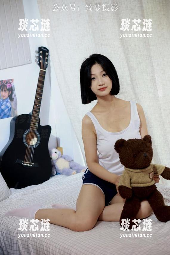 绮梦摄影 - 资源’灰丝’，稻芽儿的最佳穿搭！然后……再想想要不要买一条？