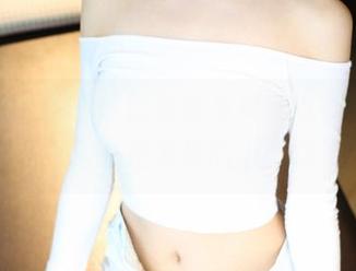 美媛馆 - 王馨瑶比基尼写真，在线悄悄瞄一眼，脑中是怎样的小剧场呢？