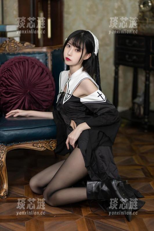 在高清里舞动：许岚LAN和她的蓝色芭蕾，一个人的舞蹈，一场独白