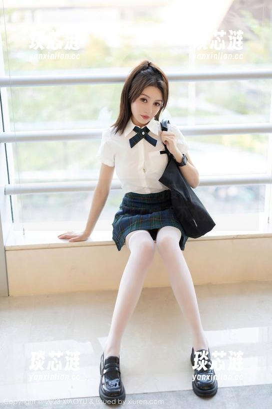 语画界 - 图集畅想：绯月樱_Cherry今天穿的是灰丝吗？我看不太清楚