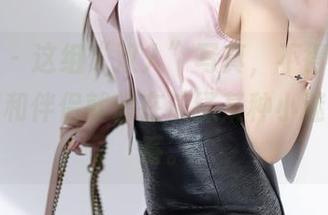 语画界 - 这组“双人”写真，不得不说，顾乔楠和伴侣就像在演绎某种小迷惑的关系。