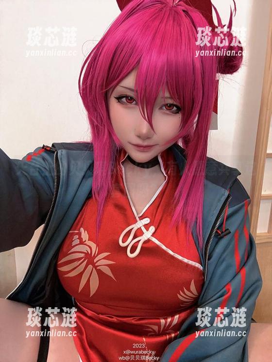 天台上的贝贝琪Becky，有人愿意共享这套图吗？