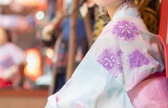 超级小禾儿：无圣光下的“厨娘”诗篇