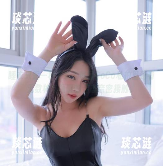 睡衣只是一种方式，韩国CoCo私拍里还有无数种与慵懒的姿态亲密接触。