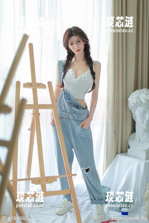 微密圈 - 黎允熙baby美图，做个给你带文件的秘书，心里默默有很多话想说。